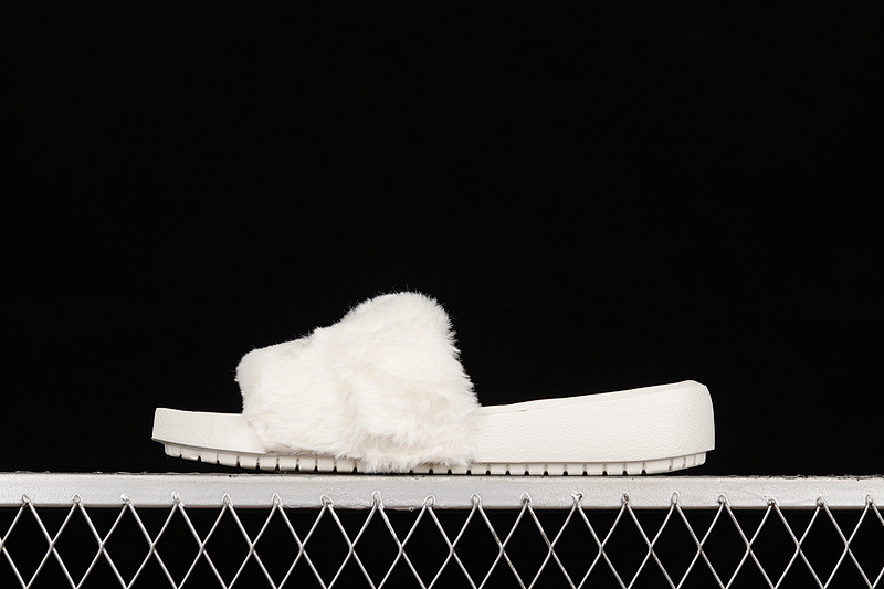 Jordan AIR Jordan NOLA SLIDE COCONUT MILK/OLIVE AURA/SAIL · DQ5364-131, photo 1