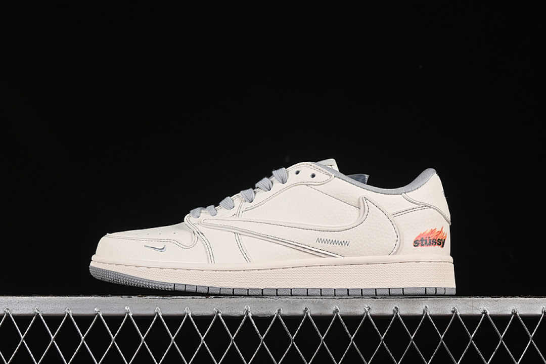 Jordan [ZH2598-228]-[TRAVIS SCOTT X FRAGMENT DESIGN AIR JORDAN 1 LOW OG SP WHITE/GREY]-[36-45], photo 1
