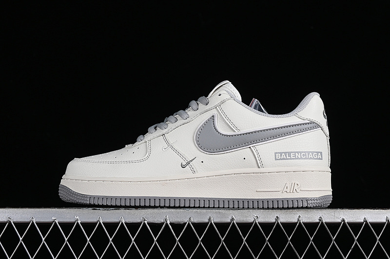 Nike Nike BA*LEN*CIAGA AIR FORCE 1 07 LOW WHITE/GREY · FR0538-091, photo 1