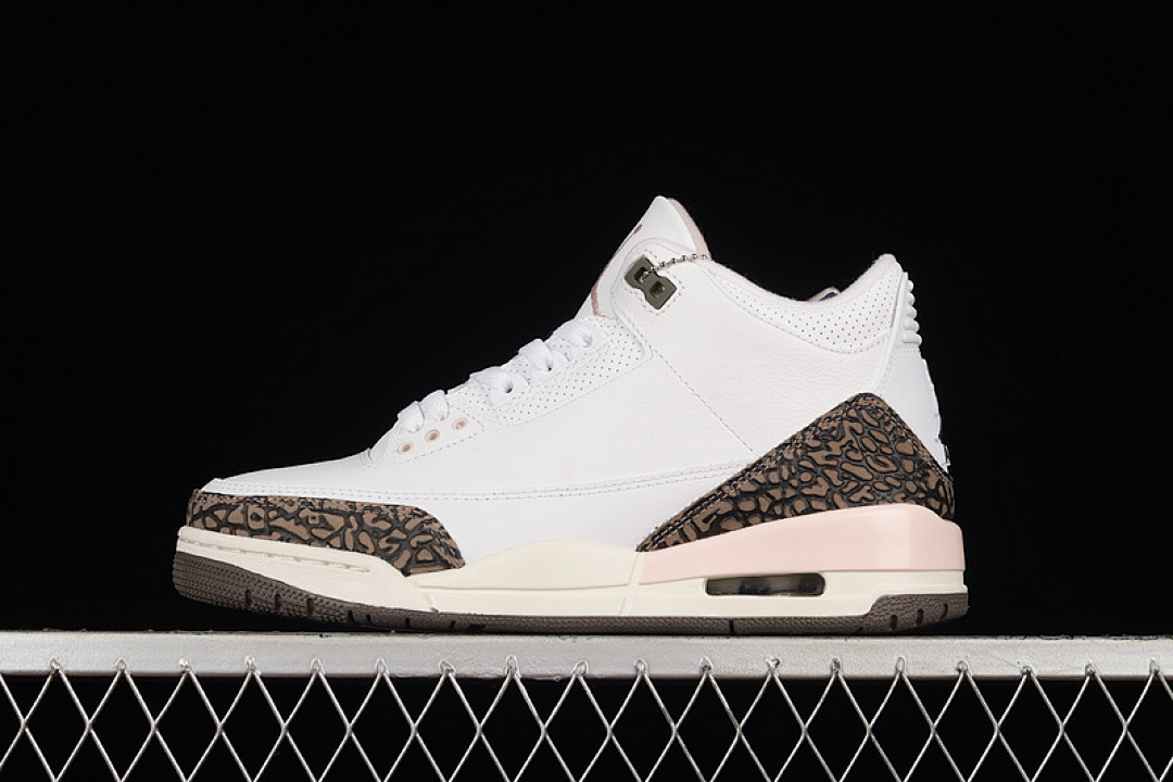 Jordan [CK9246-102]-[AIR JORDAN 3 RETRO NEAPOLITAN WHITE/DARK MOCHA/ATMOSPHERE/SAIL]-[MAN:40-47.5], photo 1