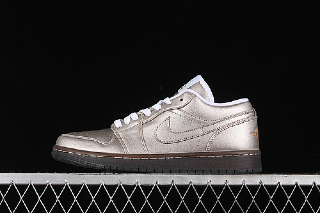 Jordan [HQ3529-099]-[AIR JORDAN 1 LOW METALLIC ZINC/SUMMIT WHITE/VELVET BROWN/METALLIC ZINC]-[36-46], photo 1