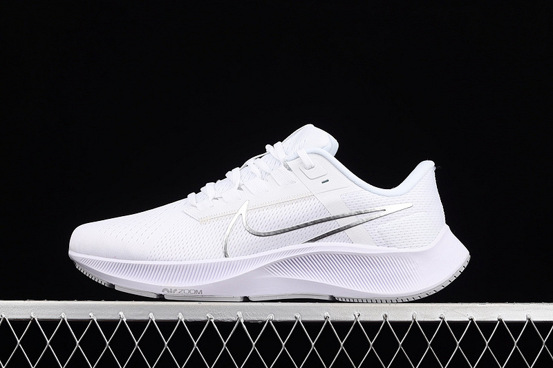 Nike [CW7358-100]-[AIR ZOOM PEGASUS 38 WHITE/PURE PLATINUM/WOLF GREY/METALLIC SILVER]-[UNISEX:36-45]
