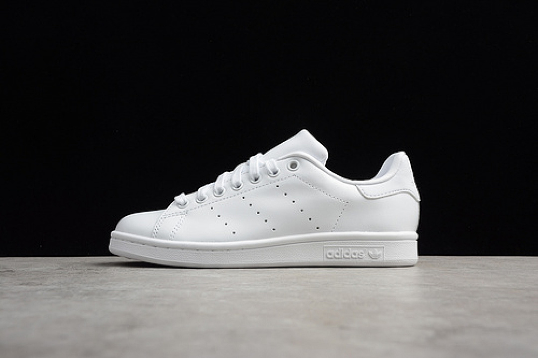 STAN SMITH TRIPLE WHITE/WHITE/WHITE · S75104, photo 1