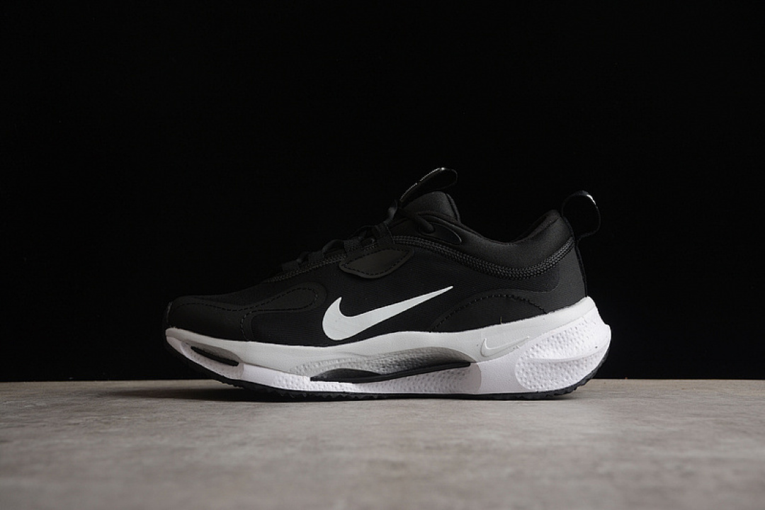 SPARK FLYKNIT BLACK/BLACK/WHITE · DZ2757-002, photo 1