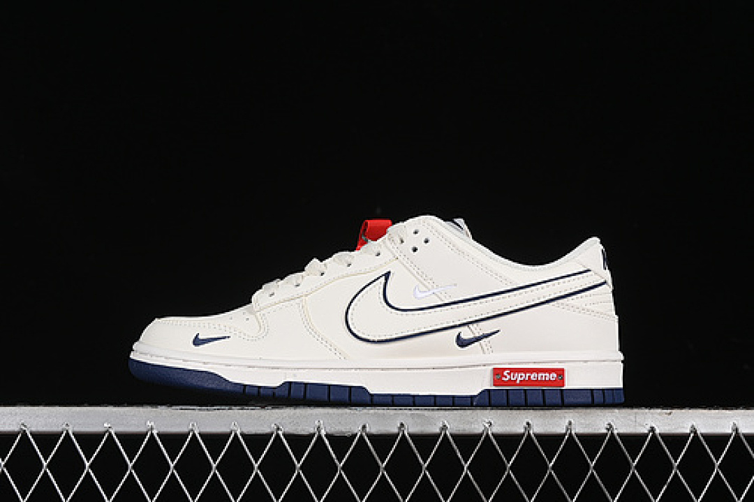 Supreme [DJ2024-013]-[SB DUNK LOW SUPREME OFF WHITE/BLUE]-[WOMAN:36-39]-[MAN:40-45], photo 1