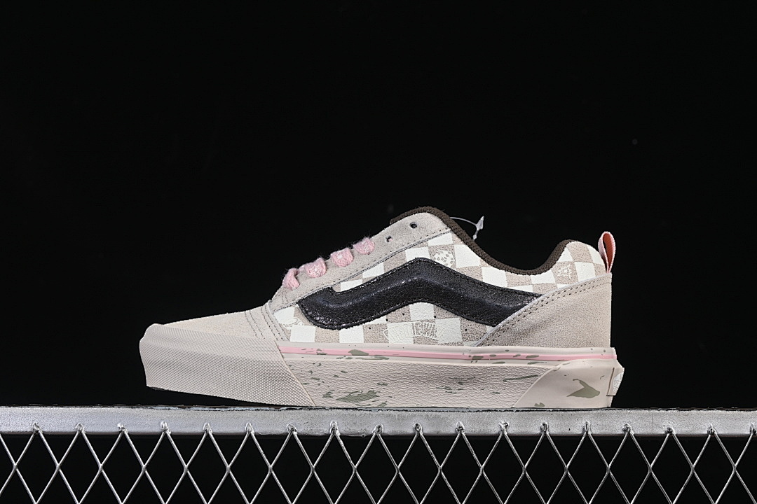 Unbranded [VN000CP6BKA]-[LOW TOP CASUAL SKATE SHOES BLACK/WHITE/PINK/GREY]-[WOMAN:35-39]-[MAN:40-44], photo 1