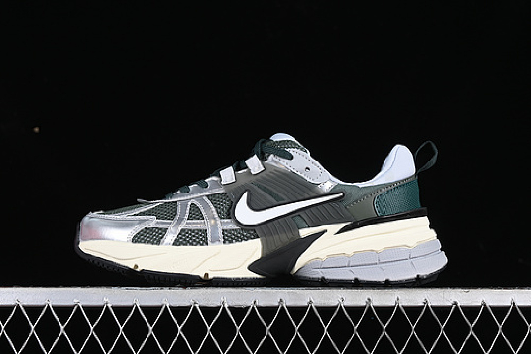 Unbranded [HJ4497-300]-[V2K RUNTEKK 3XL VINTAGE GREEN/MINERAL SPRUCE/WOLF GREY/VINTAGE GREEN]-[36-45], photo 1