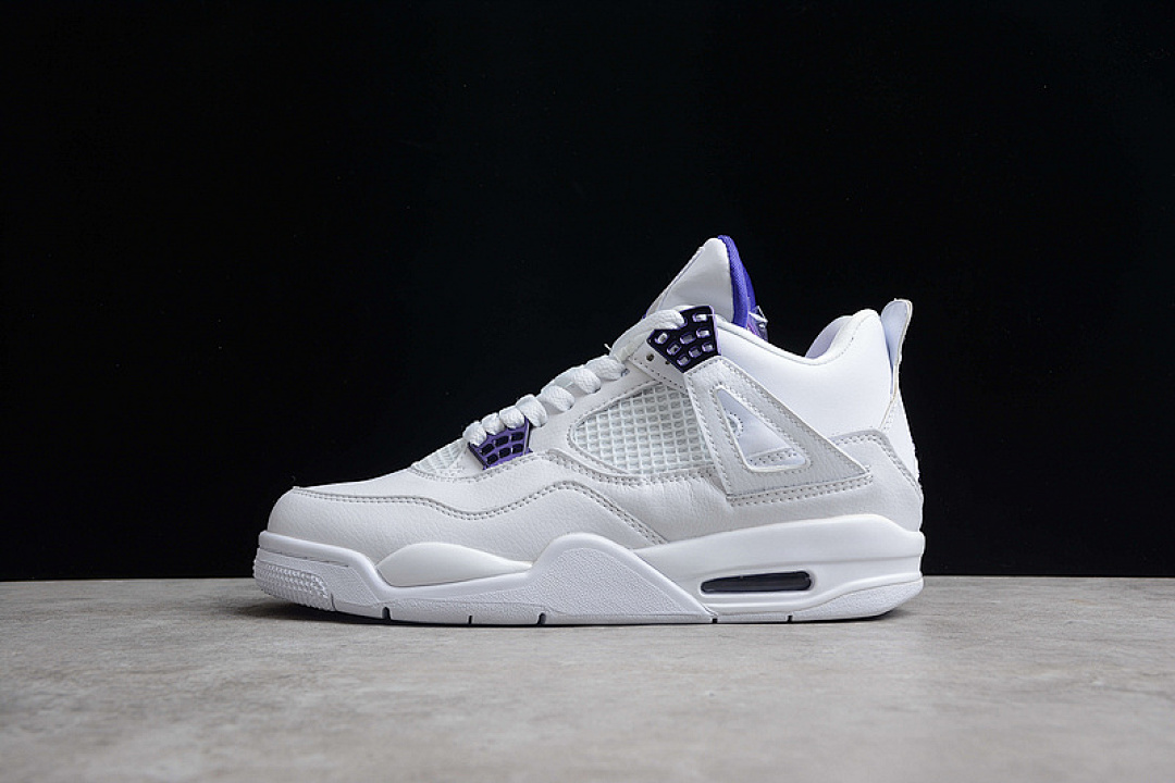 Jordan AIR Jordan 4 RETRO WHITE/COURT PURPLE/METALLIC SILVER · CT8527-115, photo 1