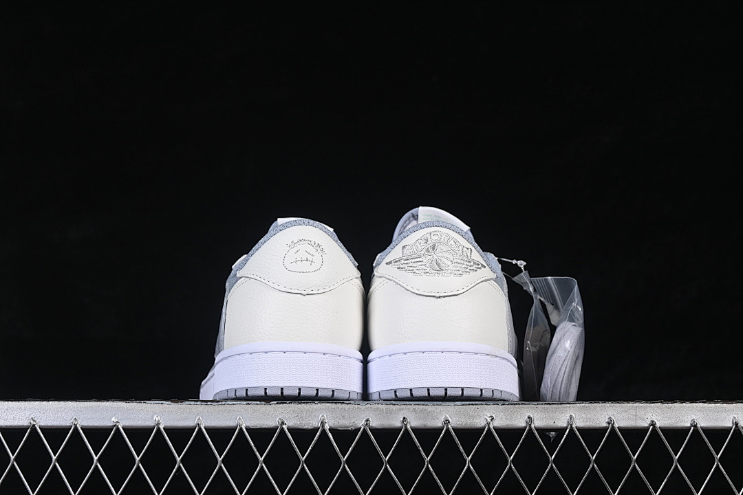 Jordan [HQ2004-400]-[JORDAN 1 LOW SE WORN BLUE/GUM LIGHT BROWN/SAIL/WHITE]-[WOMAN:36-39]-[MAN:40-47.5] - Image 14