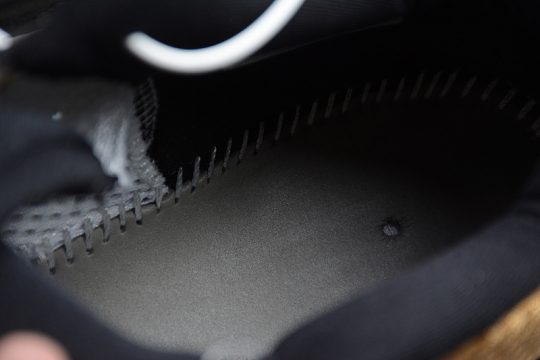 Nike [CT8044-100]-[KOBE 5 PROTRO BLACK/WHITE/GOLD]-[MAN:40-45] - Image 5