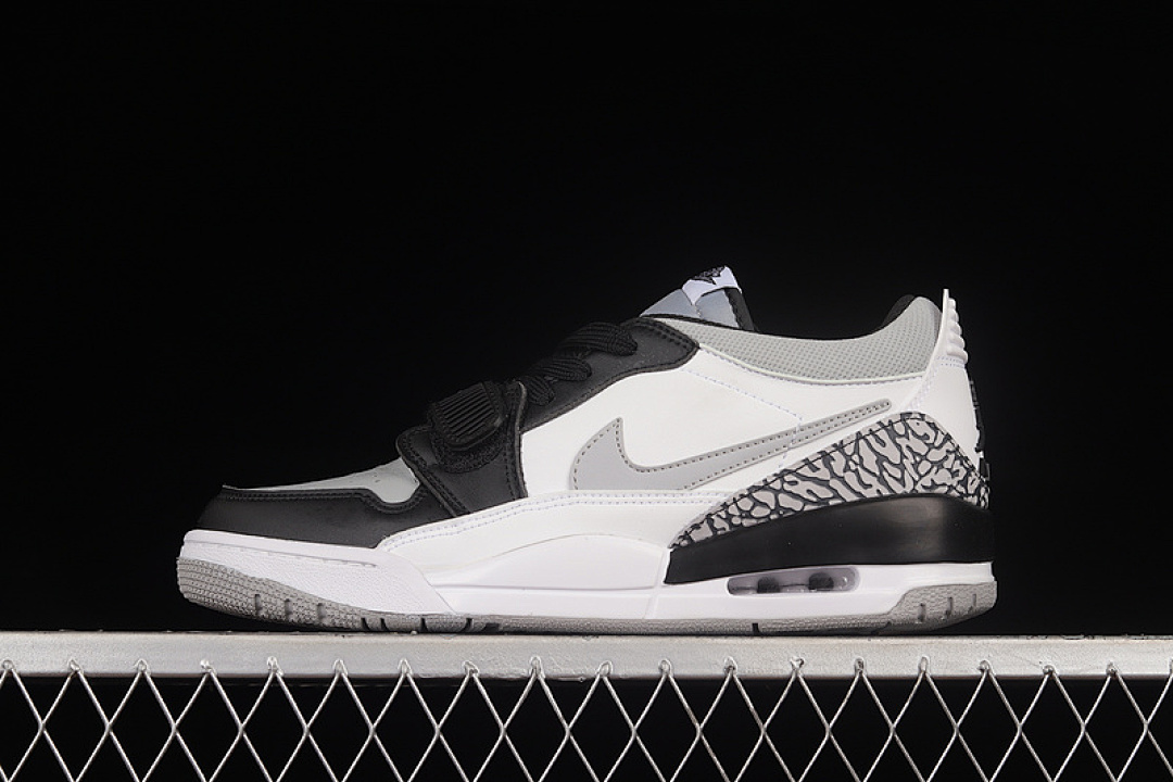 Jordan [CD7069-105]-[AIR JORDAN LEGACY 312 LOW BLACK/BLACK/WHITE]-[WOMAN:36-39]-[MAN:40-46], photo 1