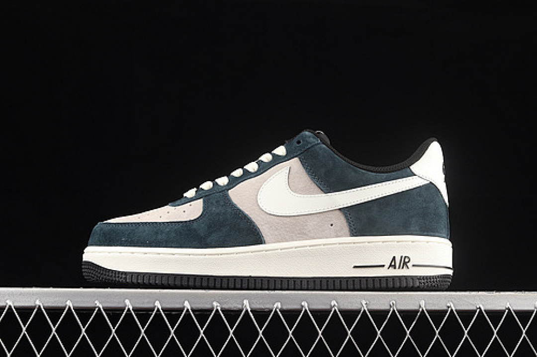 Nike [NT9955-318]-[AIR FORCE 1 07 LOW GREY/WHITE/GREEN]-[WOMAN:36-39]-[MAN:40-45], photo 1