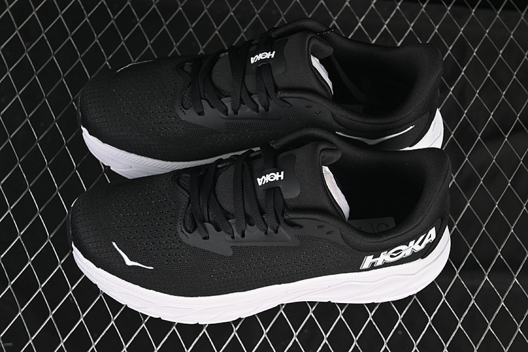 Hoka [1147890 BWHT]-[HOKA ARAHI 7 BLACK/WHITE]-[WOMAN:36-39]-[MAN:40-45] - Image 12