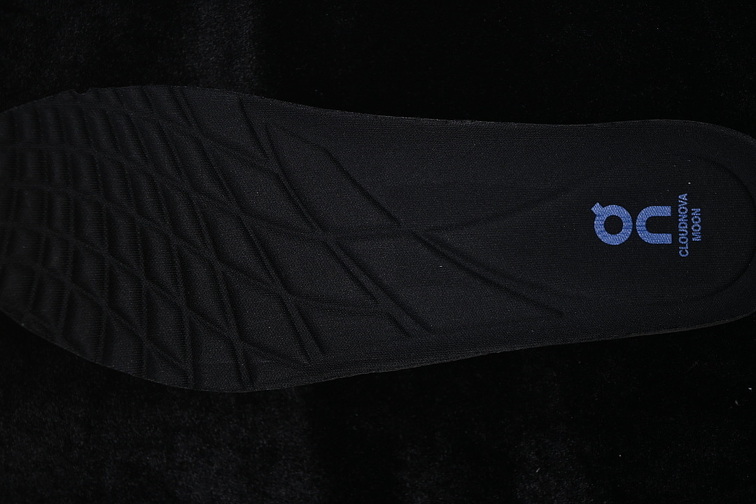 On Running [ON CLOUDNOVA MOON LOW-TOP CASUAL LIFESTYLE SHOES BLACK/BLACK]-[WOMAN:36-39]-[MAN:40-45] - Image 4
