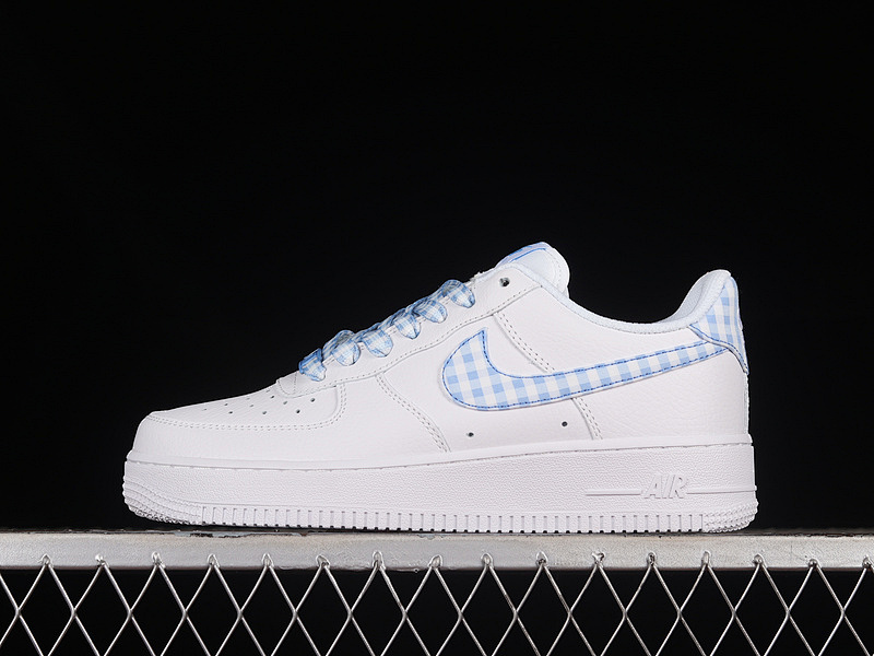 Nike Nike AIR FORCE 1 07 LOW WHITE/BLUE · DZ2784-100, photo 1