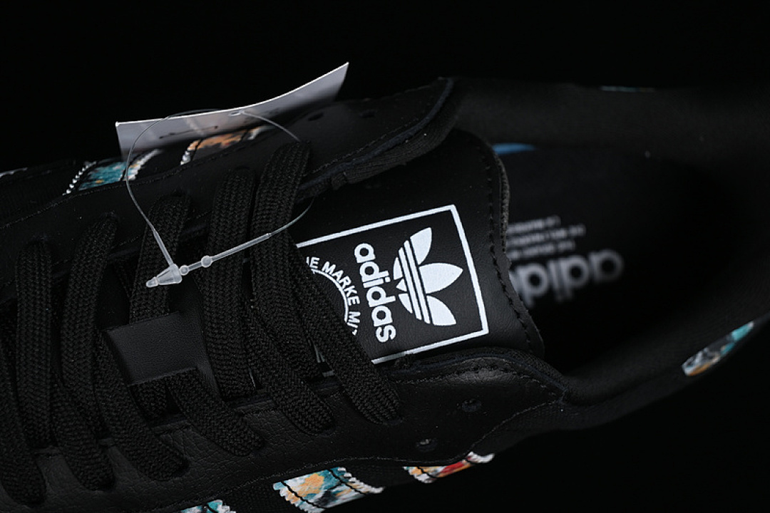 Adidas [GZ7040]-[WB SAMBA WHITE/BLACK/BLUE]-[WOMAN:36-39]-[MAN:40-45] - Image 10