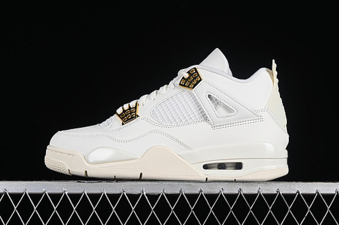 Jordan AIR Jordan 4 RETRO METALLIC GOLD SAIL/METALLIC GOLD/BLACK · AQ9129-170, photo 1