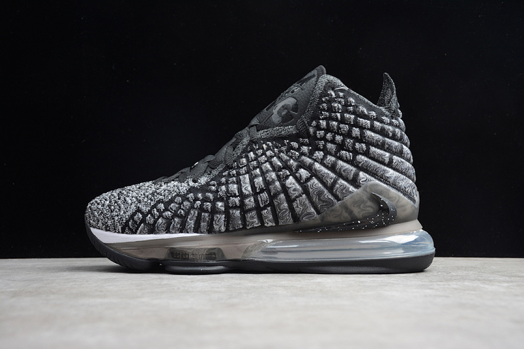 On Running [BQ3178-002]-[LEBRON 17 EP IN THE ARENA BLACK/WHITE]-[MAN:39-46], photo 1