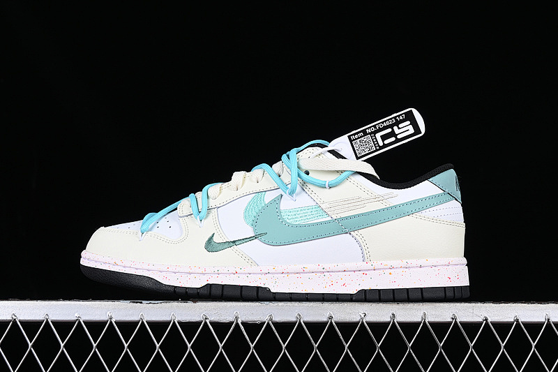 Nike DUNK LOW MULTI COLOR WHITE/BLUE · FD4623-147, photo 1