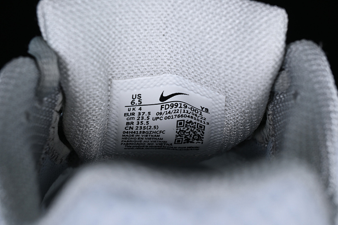 Nike [FD9919-001]-[ZOOM VOMERO 5 SP GREY/SILVER/BLACK/WHITE]-[WOMAN:36-39]-[MAN:40-45] - Image 5