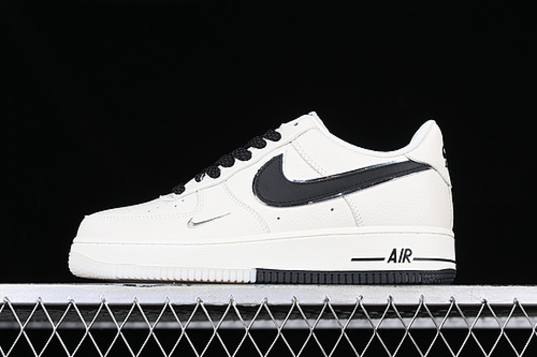 Nike [JJ0253-001]-[AIR FORCE 1 07 LOW OFF WHITE/BLACK]-[WOMAN:36-39]-[MAN:40-45], photo 1