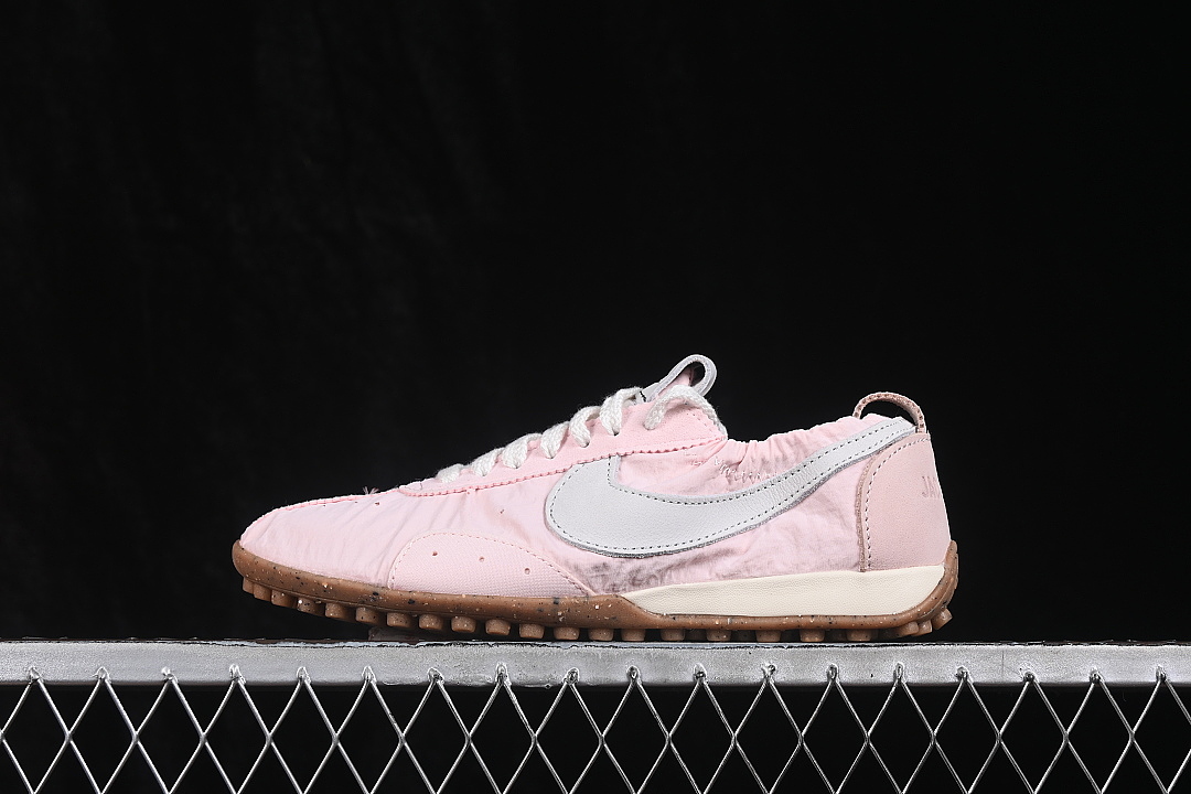 On Running On Running MOON SHOE SP ALUMINUM PINK/SAIL/UNIVERSITY RED · HV8547-601, photo 1
