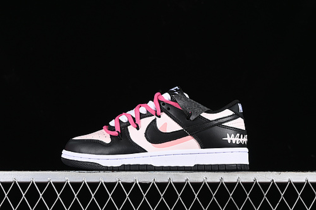 Nike DUNK LOW SB WHITE/BLACK/PINK · CW1590-100, photo 1