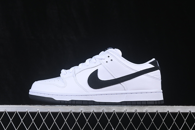 Nike DUNK LOW FULL TOP CASUAL SNEAKERS BLACK/WHITE · HF3704-100, photo 1