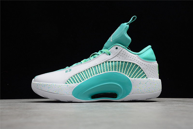 Jordan GUO AILUN X AIR Jordan 35 LOW PF JADE WHITE/WHITE/GREEN · DJ2994-100, photo 1