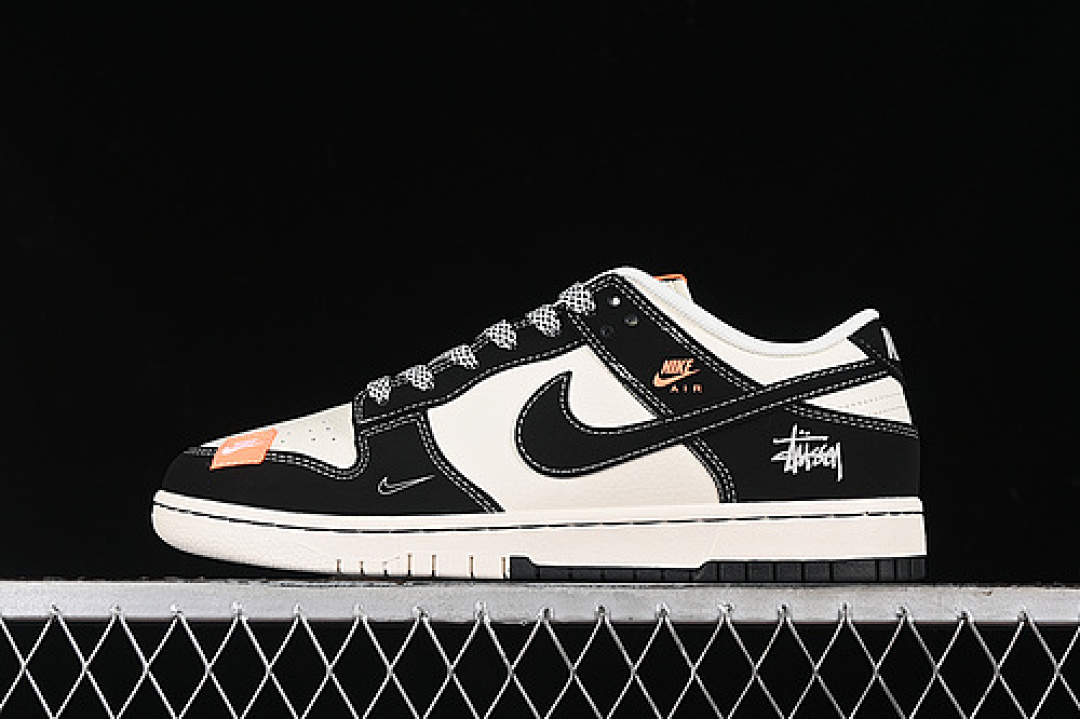 Off-White [MM1089-023]-[SB DUNK LOW OFF WHITE/BLACK]-[WOMAN:36-39]-[MAN:40-45], photo 1