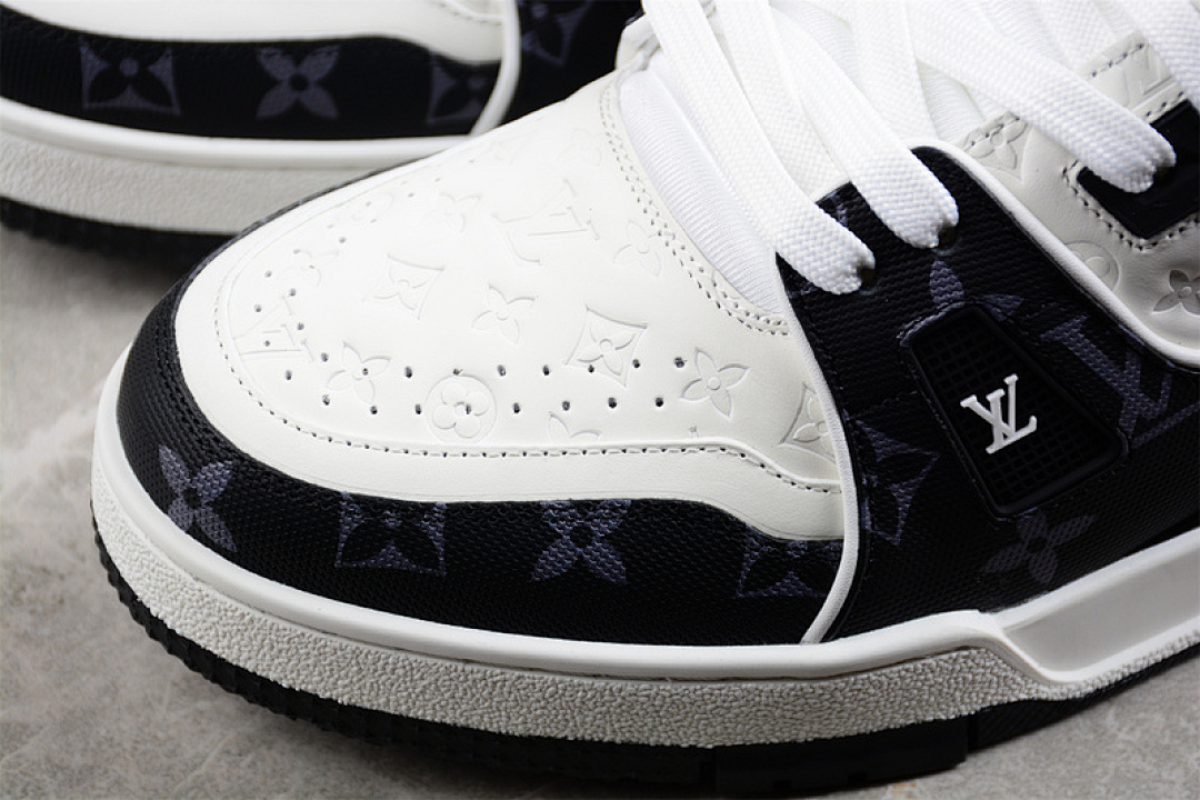 Louis Vuitton [L*V TRAINER LOW SNEAKERS WHITE/BLACK/WHITE]-[WOMAN:36-39]-[MAN:40-45] - Image 9