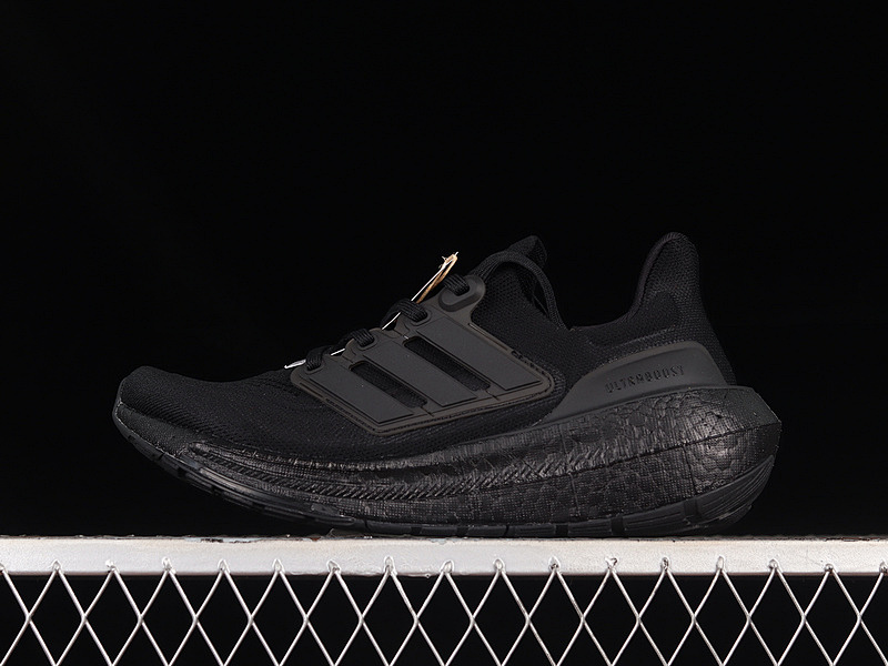 ULTRABOOST LIGHT CORE BLACK/CORE BLACK · GZ5159, photo 1