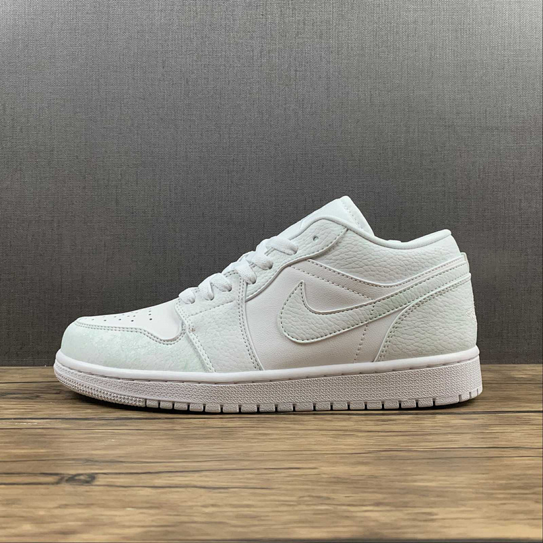 Jordan [553558-130]-[AIR JORDAN 1 LOW WHITE/WHITE/WHITE]-[WOMAN:36-39]-[MAN:40-46], photo 1