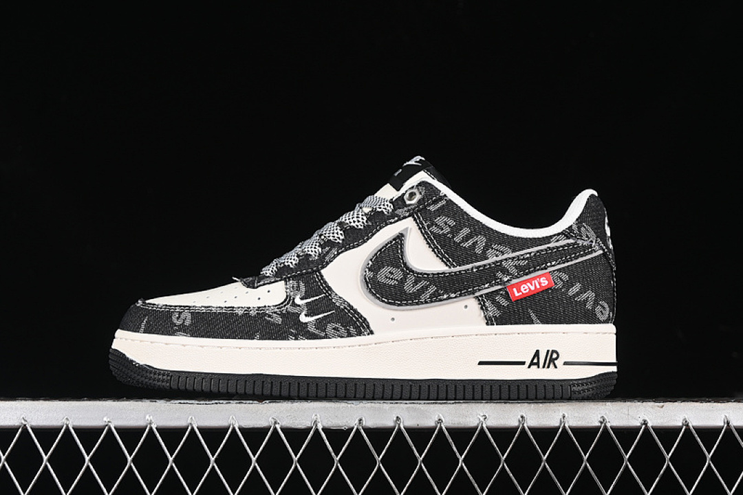 Nike Nike AIR FORCE 1 07 LOW WHITE/GREY/BLACK · SJ6698-001, photo 1