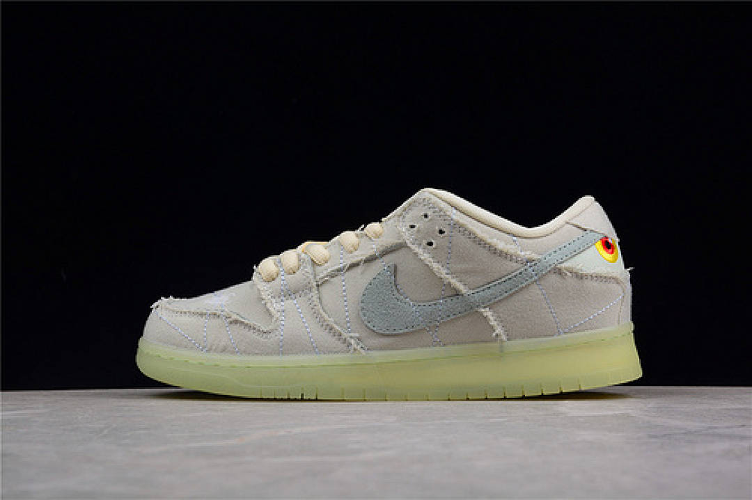 Nike DUNK LOW SB MUMMY COCONUT MILK/SEAFOAM/YELLOW STRIKE · DM0774-111, photo 1
