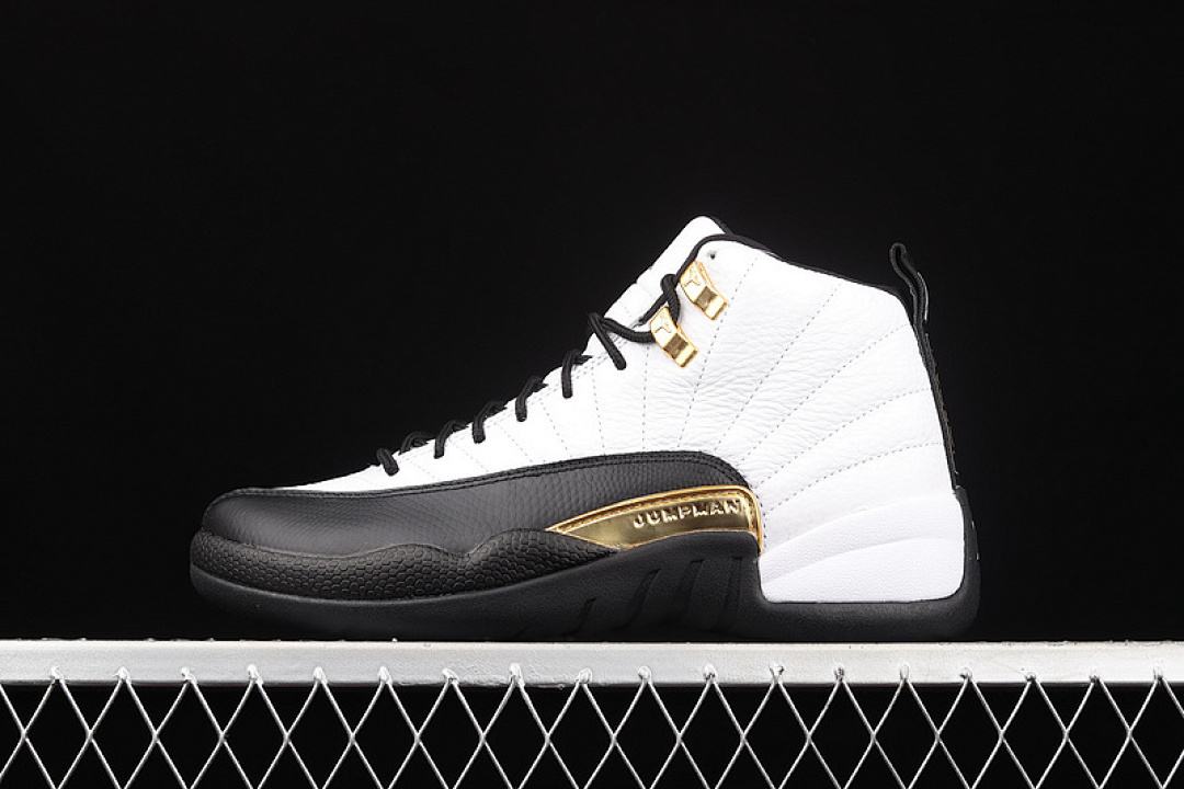 Jordan AIR Jordan 12 RETRO ROYALTY WHITE/BLACK/METALLIC GOLD · CT8013-170, photo 1