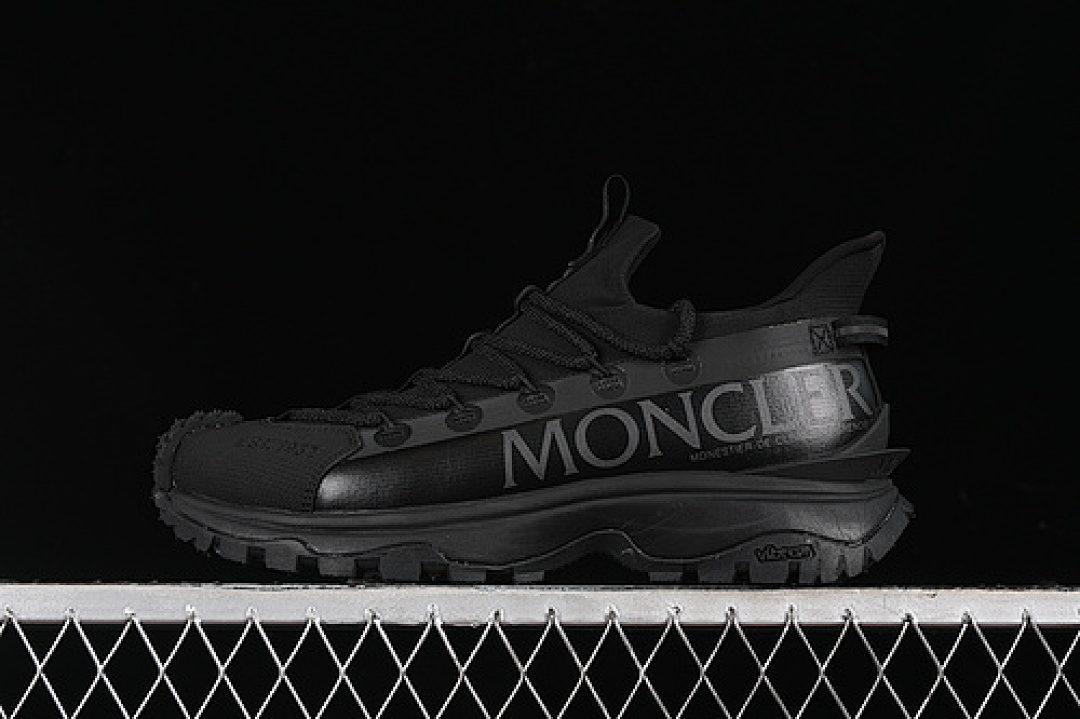 On Running [M00080M3457]-[MONCLER TRAILGRIP GTX BLUE/BLACK]-[WOMAN:36-39]-[MAN:40-46], photo 1