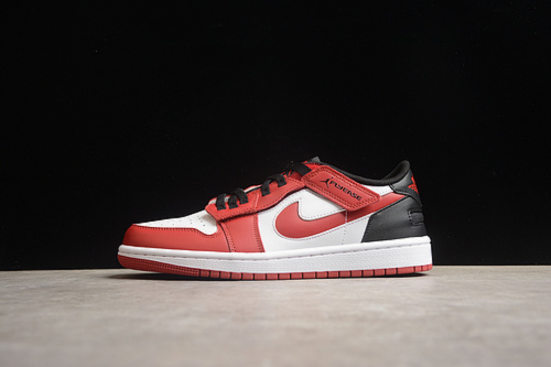 Jordan [DM1206-163]-[AIR JORDAN 1 LOW FLYEASE WHITE/BLACK/GYM RED]-[WOMAN:36-39]-[MAN:40-46], photo 1