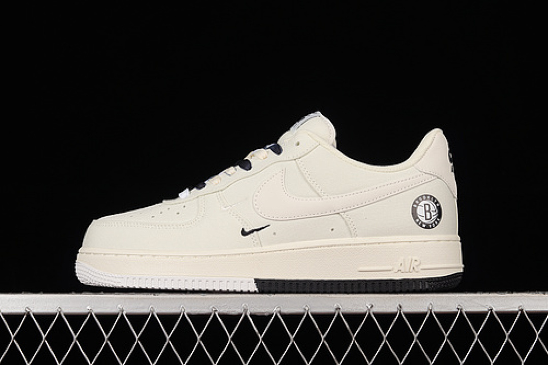 Nike [NA2022-001]-[AIR FORCE 1 07 LOW WHITE/WHITE/BLACK]-[WOMAN:36-39]-[MAN:40-45], photo 1