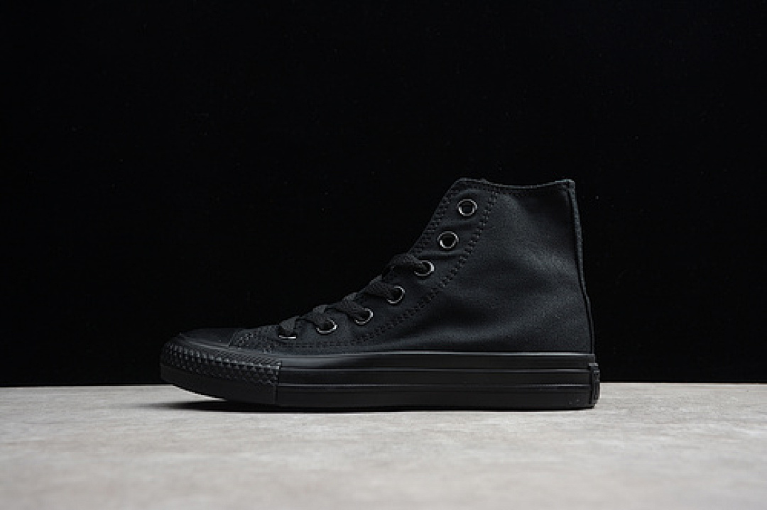 Unbranded [1Z588]-[CHUCK TAYLOR ALL-STAR HIGH TOP BLACK/BLACK/BLACK]-[UNISEX:35-44], photo 1