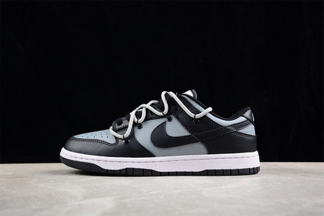 Unbranded [DD1391-100]-[DUNK LOW SB WHITE/BLACK/BLUE]-[WOMAN:36-39]-[MAN:40-46], photo 1