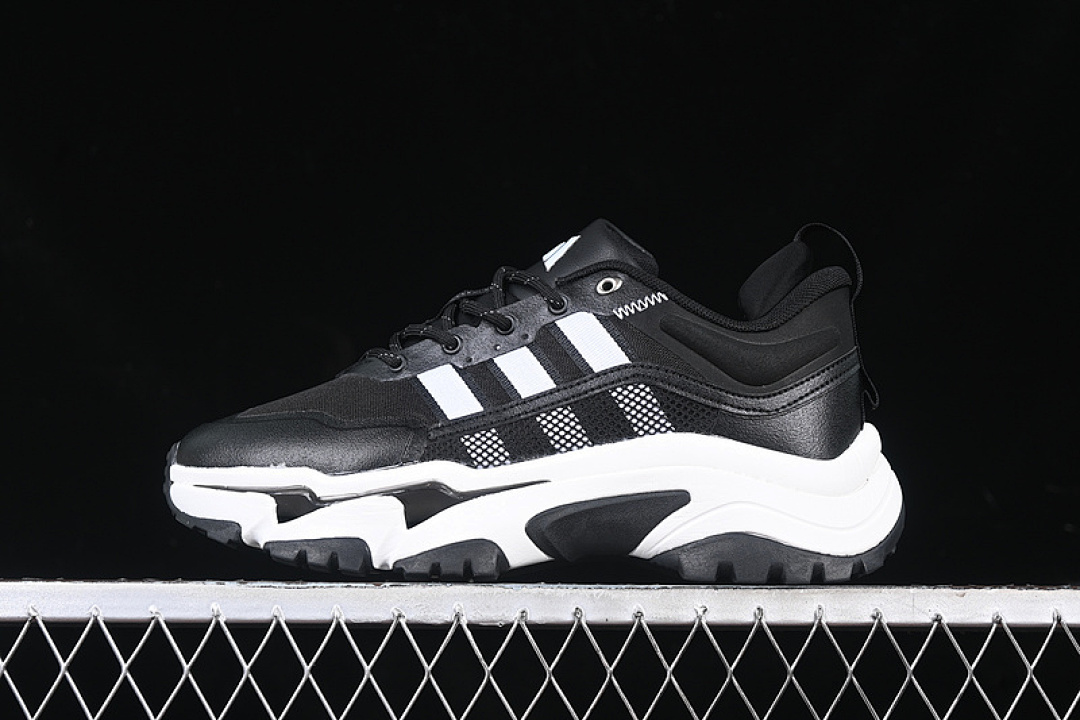 CITYWOWLK WHITE/BLACK · IH7236, photo 1