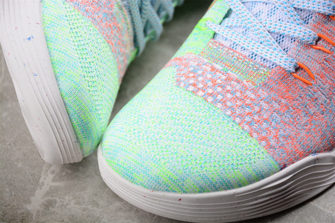 Nike [678301-904]-[KOBE 9 ELITE PREMIUM WHAT THE KOBE MULTI-COLOR/REFLECT SILVER/CHLORINE (BLUE]) - Image 9