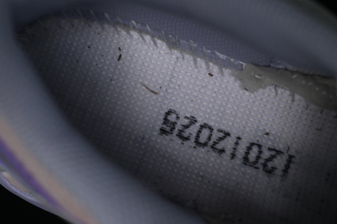 On Running [491259-23]-[XT-QUEST GREY/PURPLE/PINK]-[WOMAN:36-40] - Image 5