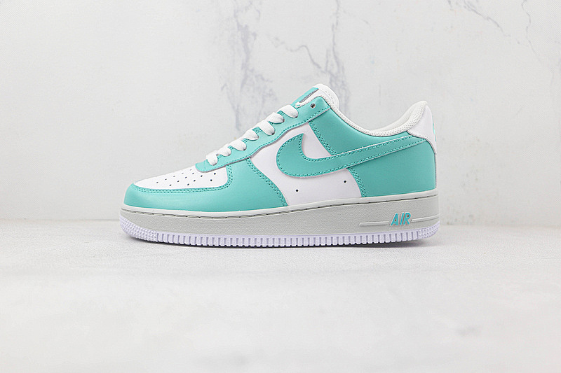Nike Nike AIR FORCE 1 LOW 07 WHITE/WHITE/SKY BLUE · DO7416-991, photo 1