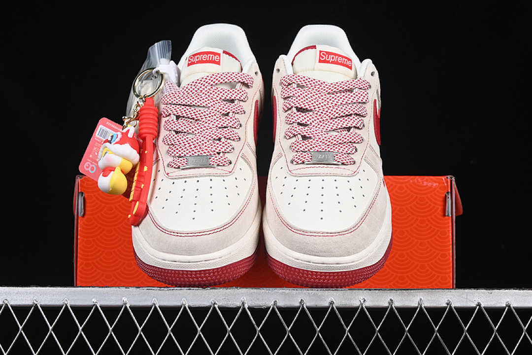 Nike [HH7518-032]-[AIR FORCE 1 07 LOW SUPREME WHITE/BEIGE/RED]-[WOMAN:36-39]-[MAN:40-45] - Image 13