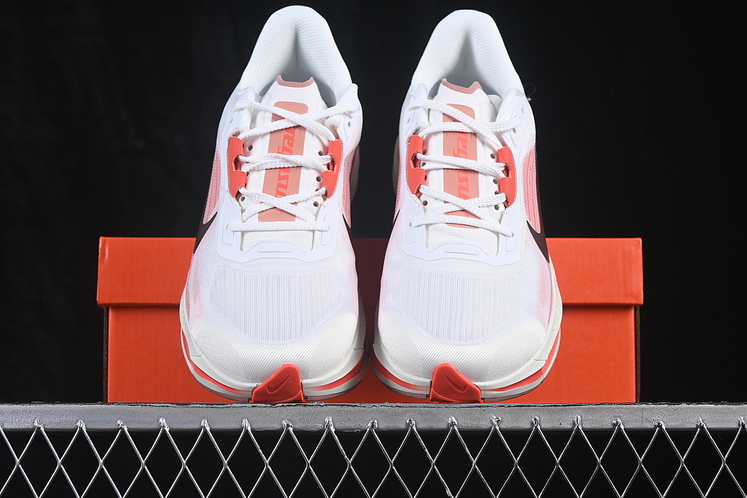 Nike [IM2541-003]-[AIR ZOOM PEGASUS PLUS BREATHABLE SHOES RED/WHITE]-[WOMAN:36-39]-[MAN:40-45] - Image 12