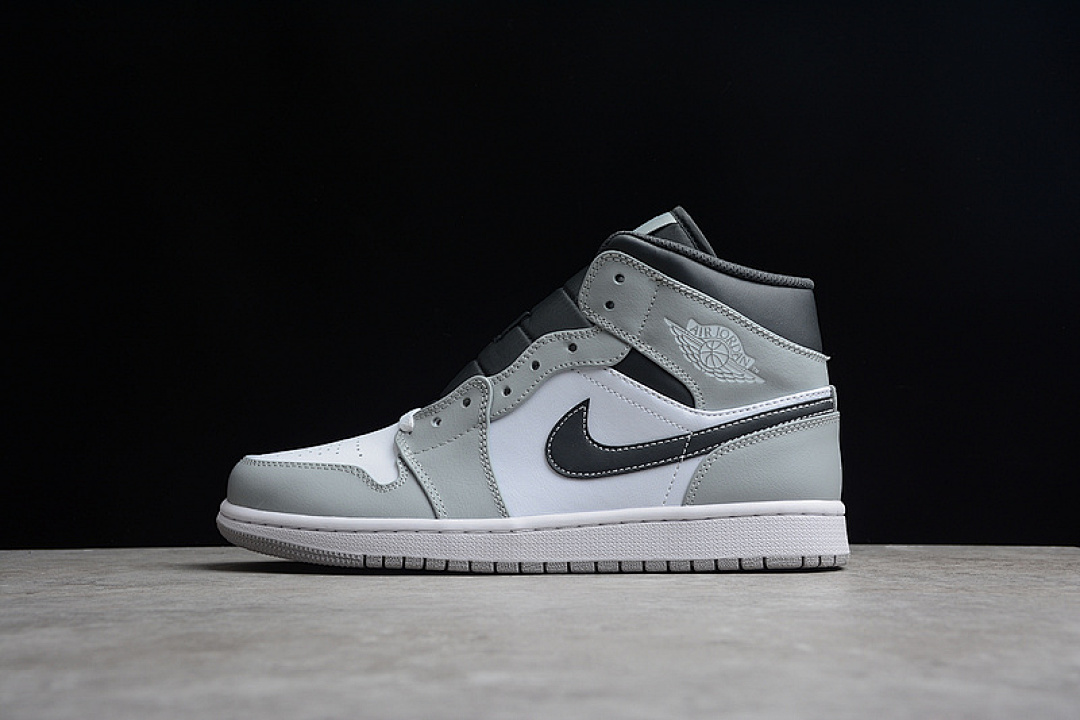 Jordan AIR Jordan 1 MID LIGHT SMOKE GREY/WHITE/ANTHRACITE · 554724-078, photo 1
