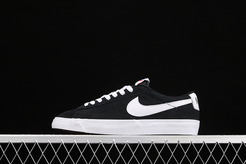 Nike BLAZER LOW PREMIUM VNTG SUEDE BLACK/BLACK/WHITE · 538402-004, photo 1