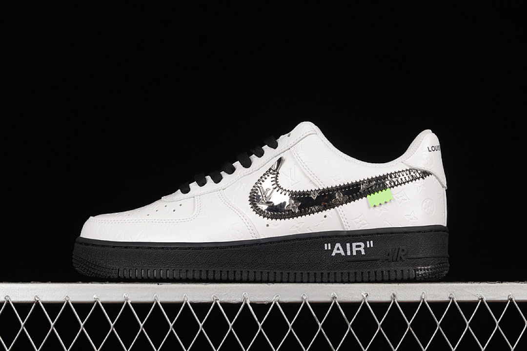 Nike Nike L*V X AIR FORCE 1 LOW 07 WHITE/BLACK/GOLD · LV3369-101, photo 1